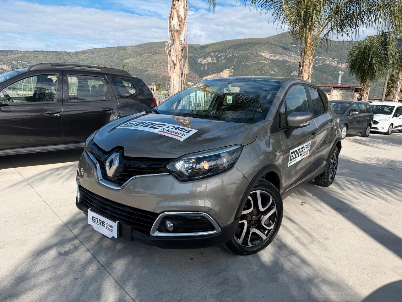 RENAULT CAPTUR 2014 900 BENZINA 90 CV *LEGGI
