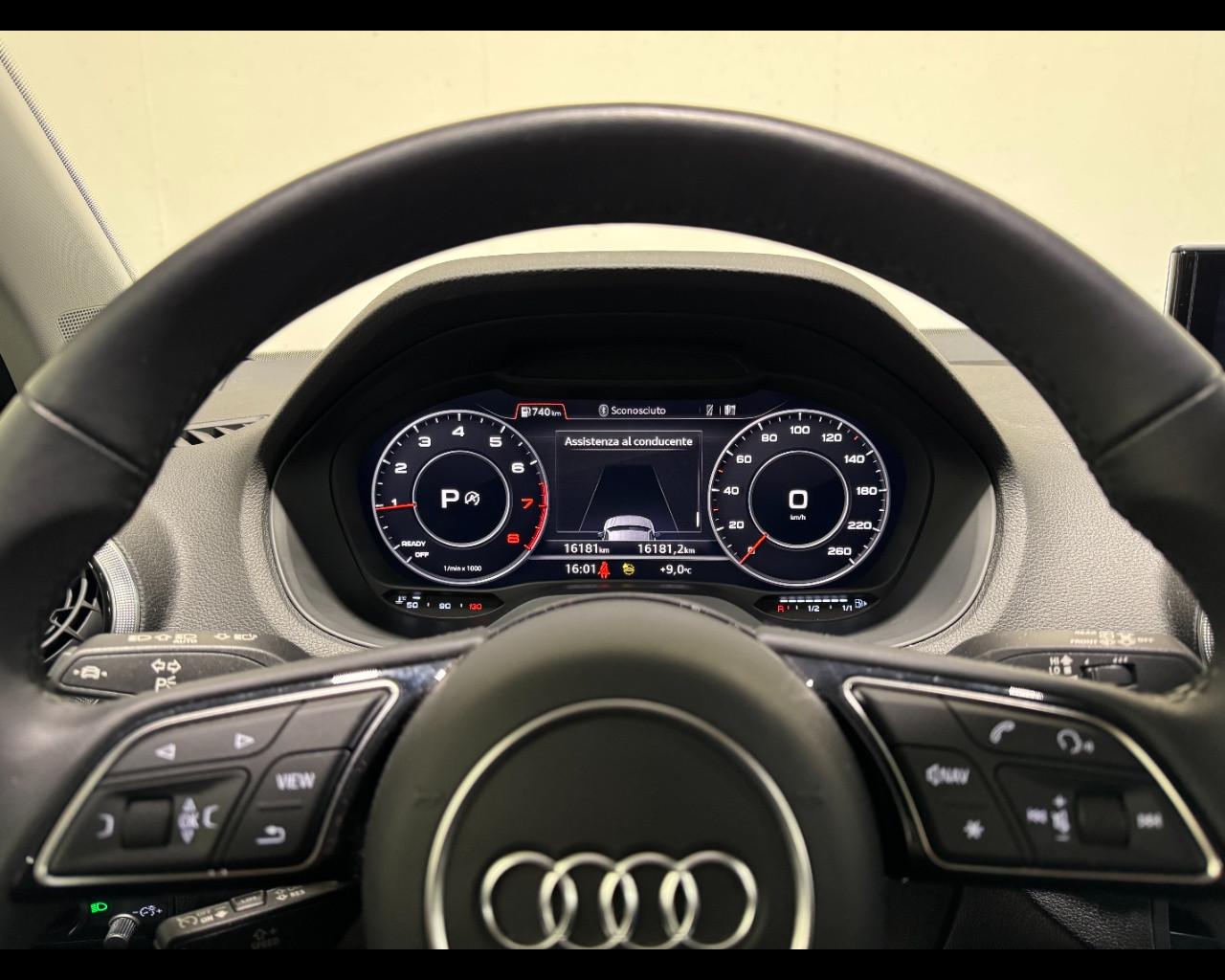 AUDI Q2 35 TFSI -TRONIC S LINE EDITION