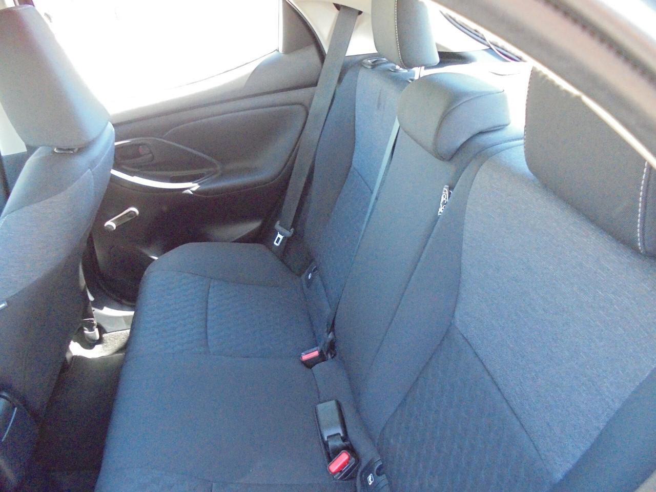 Toyota Yaris 1.5 Hybrid 5 porte Business