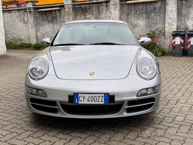 PORSCHE 911 Carrera 4S Coup
