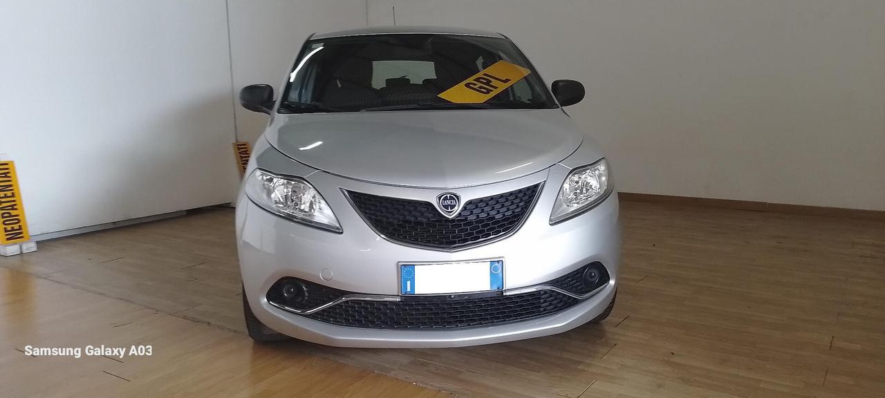 Lancia Ypsilon 1.2 GPL Ecochic