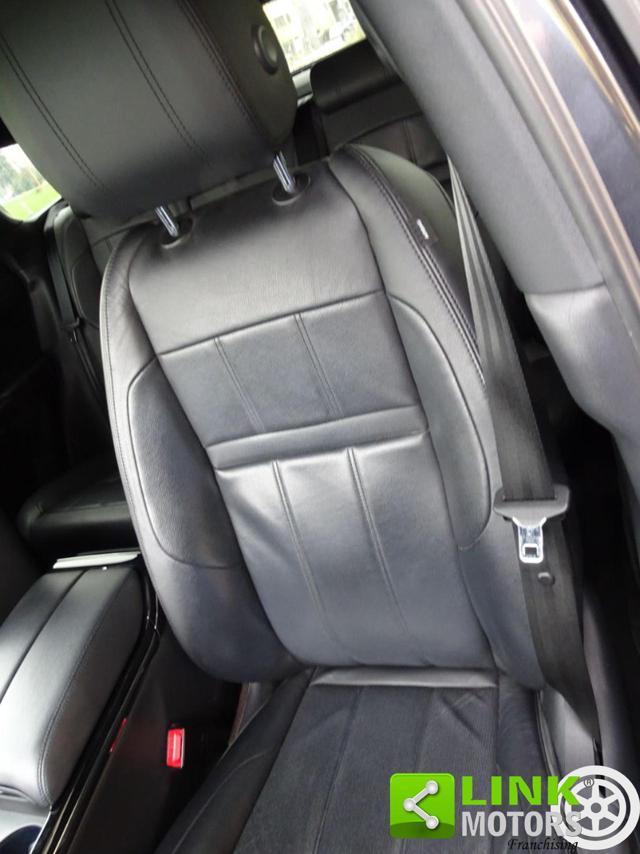 LAND ROVER Range Rover Evoque 2.0D I4 180 CV AWD Auto R-Dynamic SE