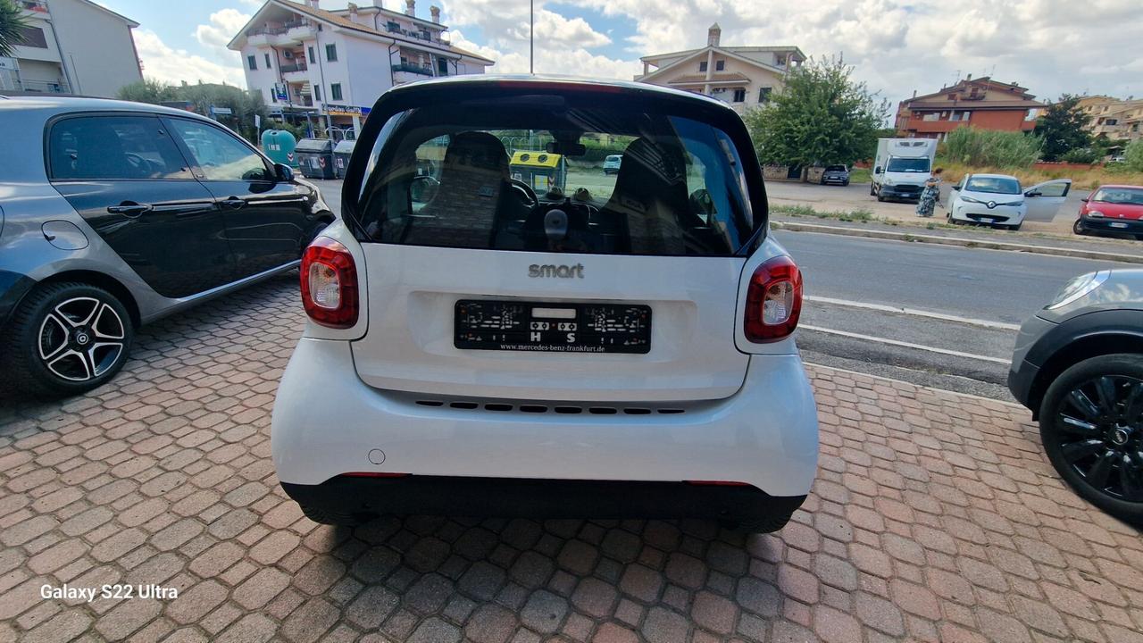 Smart ForTwo 90 0.9 Turbo twinamic PASSION * LED+ PANORAMA*