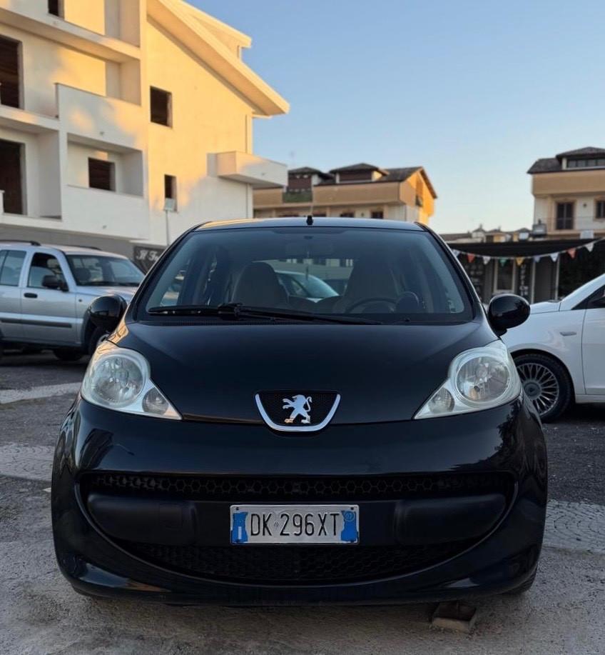 Peugeot 107 1.0 68CV 5p. Sweet Years