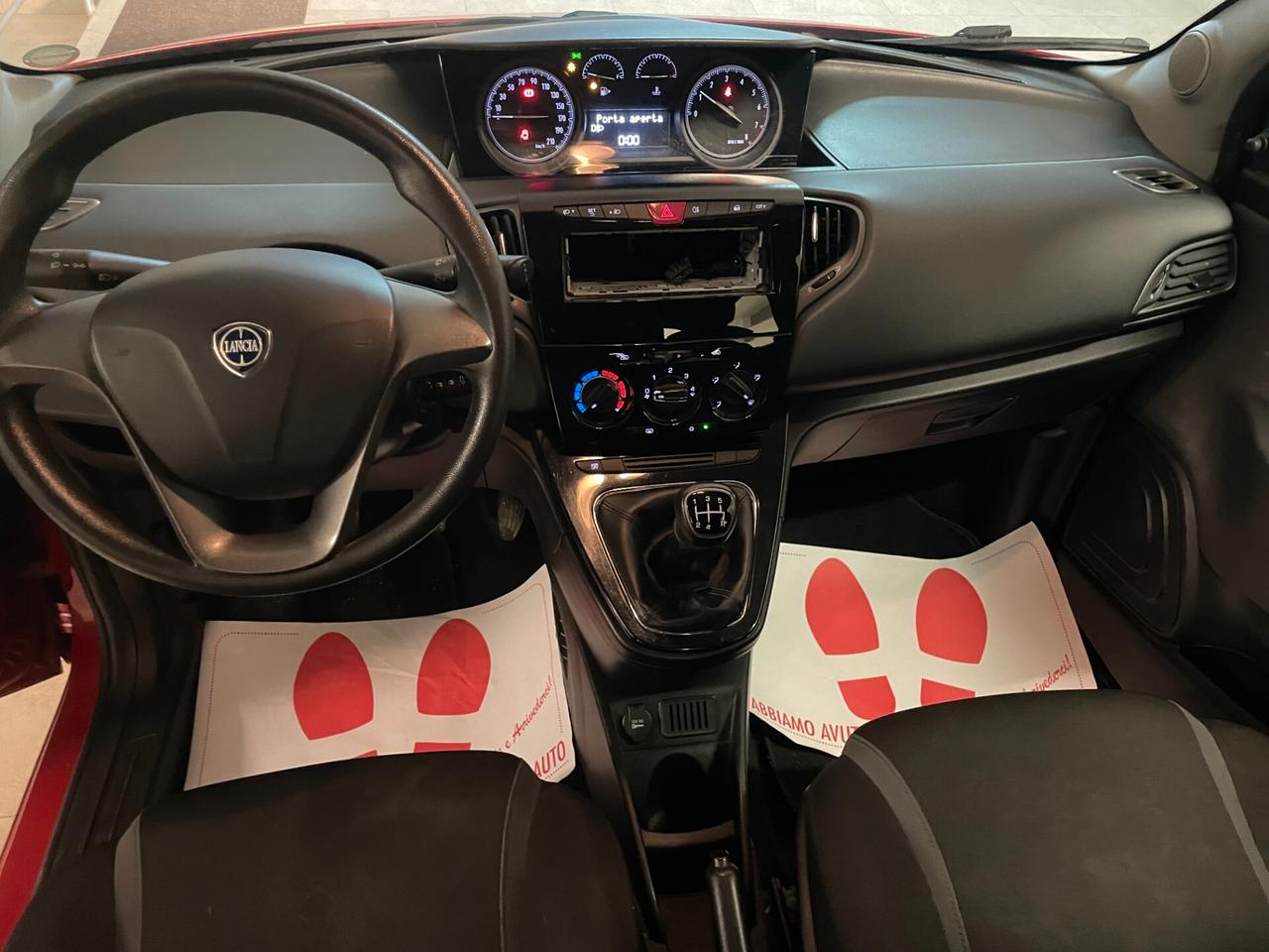 Lancia Y Ypsilon 1.2 Silver Tagliandata Distribuzione Neopatentati