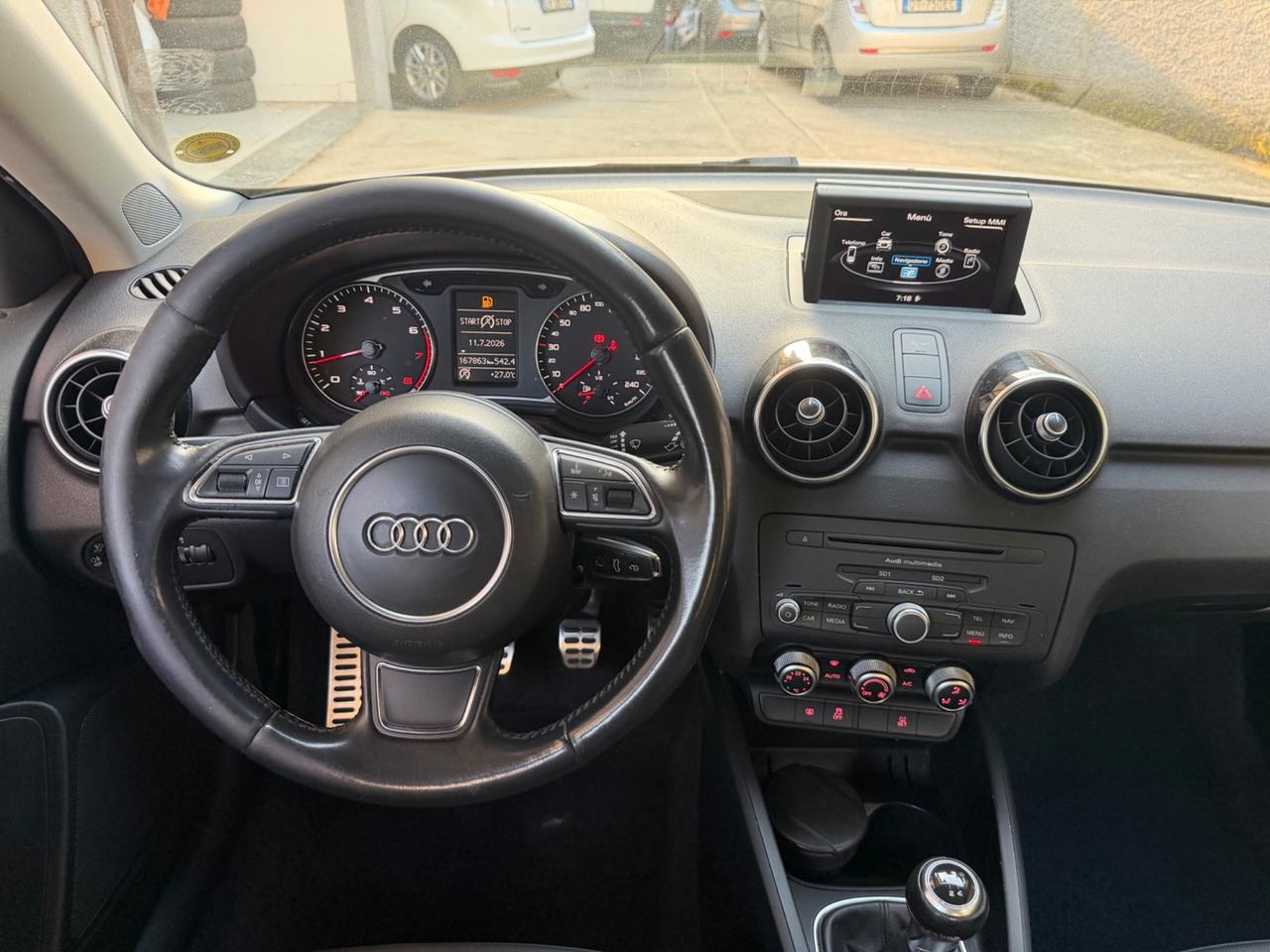 Audi A1 1.2 TFSI S line edition plus