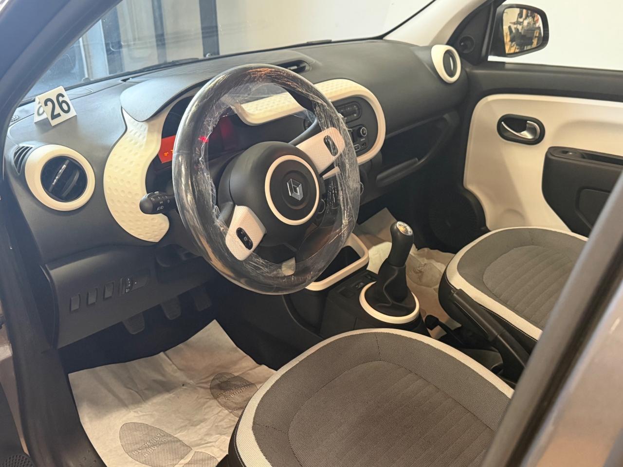 Renault Twingo LIMITED 69 CV MANUALE NEOPATENTATI GARANZIA UNIPRO