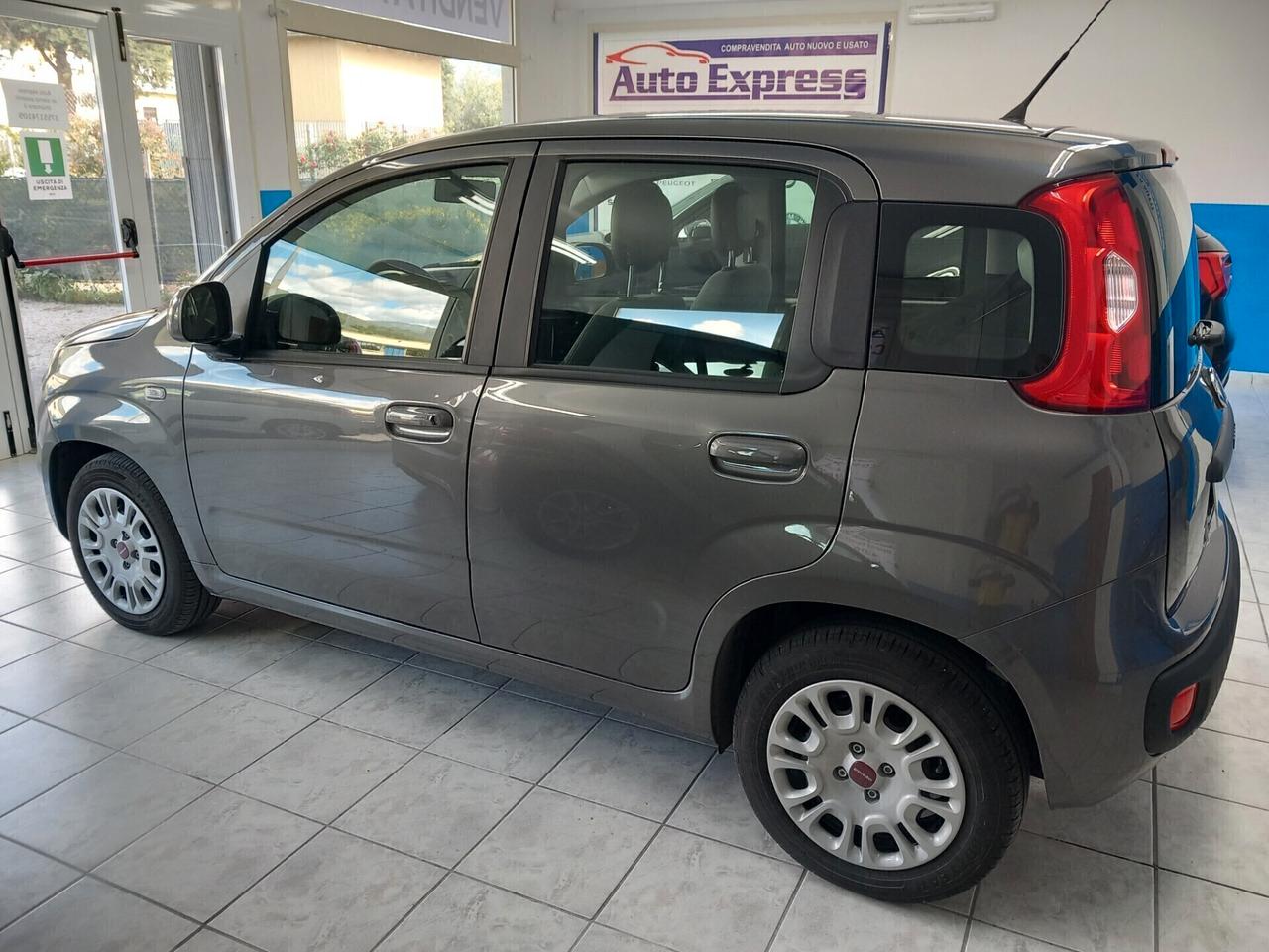 Fiat Panda anno 2022 ibrida benzina 3 mila km