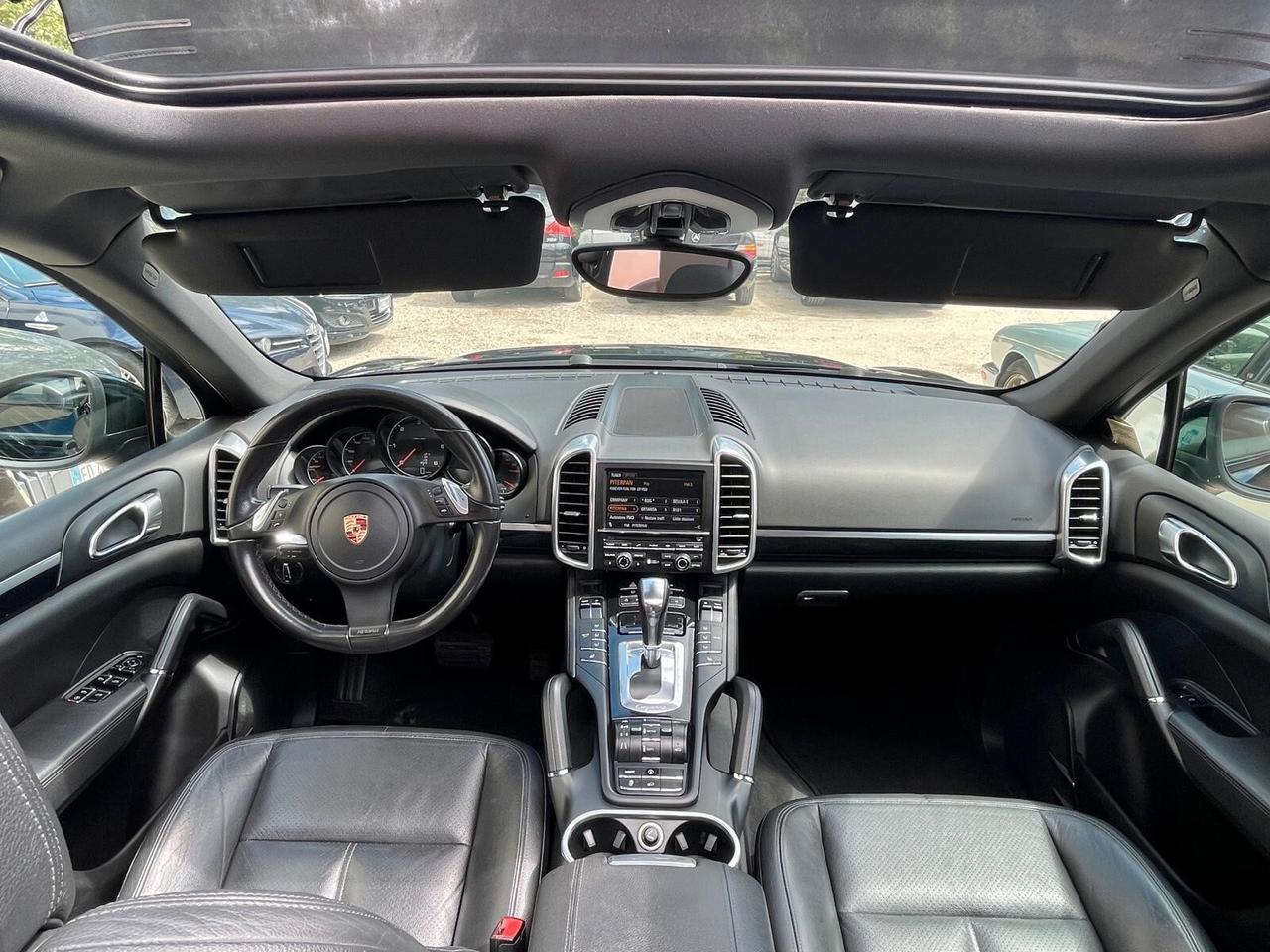 Porsche Cayenne - All-Black CERCHI 21 TETTO PANORAMICO