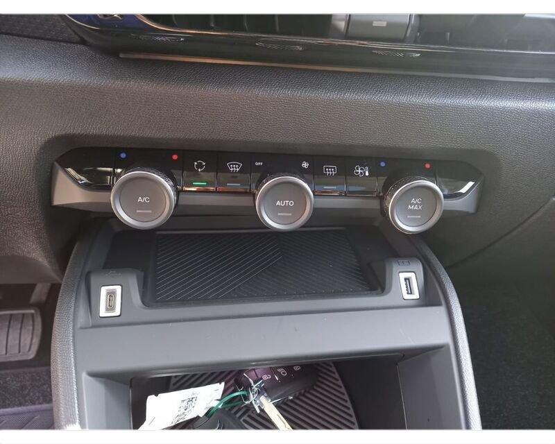 Citroën C4 BlueHDi 130 S&S EAT8 - Shine