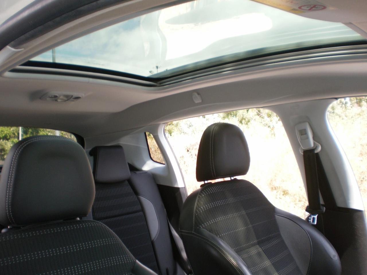 Peugeot 2008 BlueHDi 100 S&S Allure