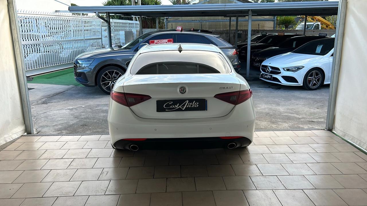 Alfa Romeo Giulia 2.2 Turbodiesel 180 CV Super 2016