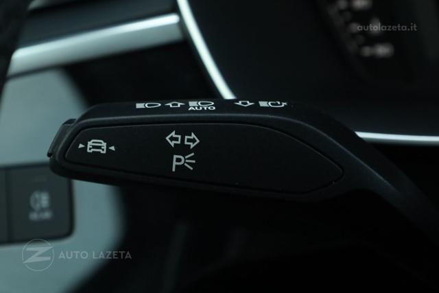 AUDI Q3 35 2.0 TDI S tronic