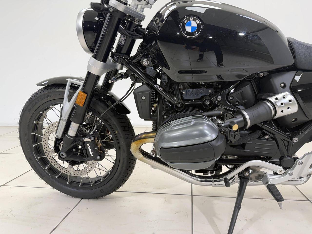 BMW R 12