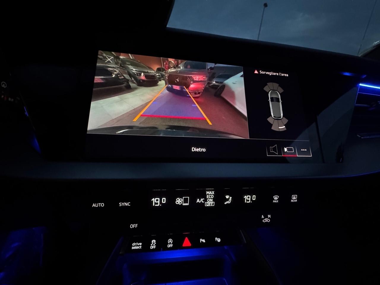 Audi A3 35 TDI Stronic Total Black led matrix