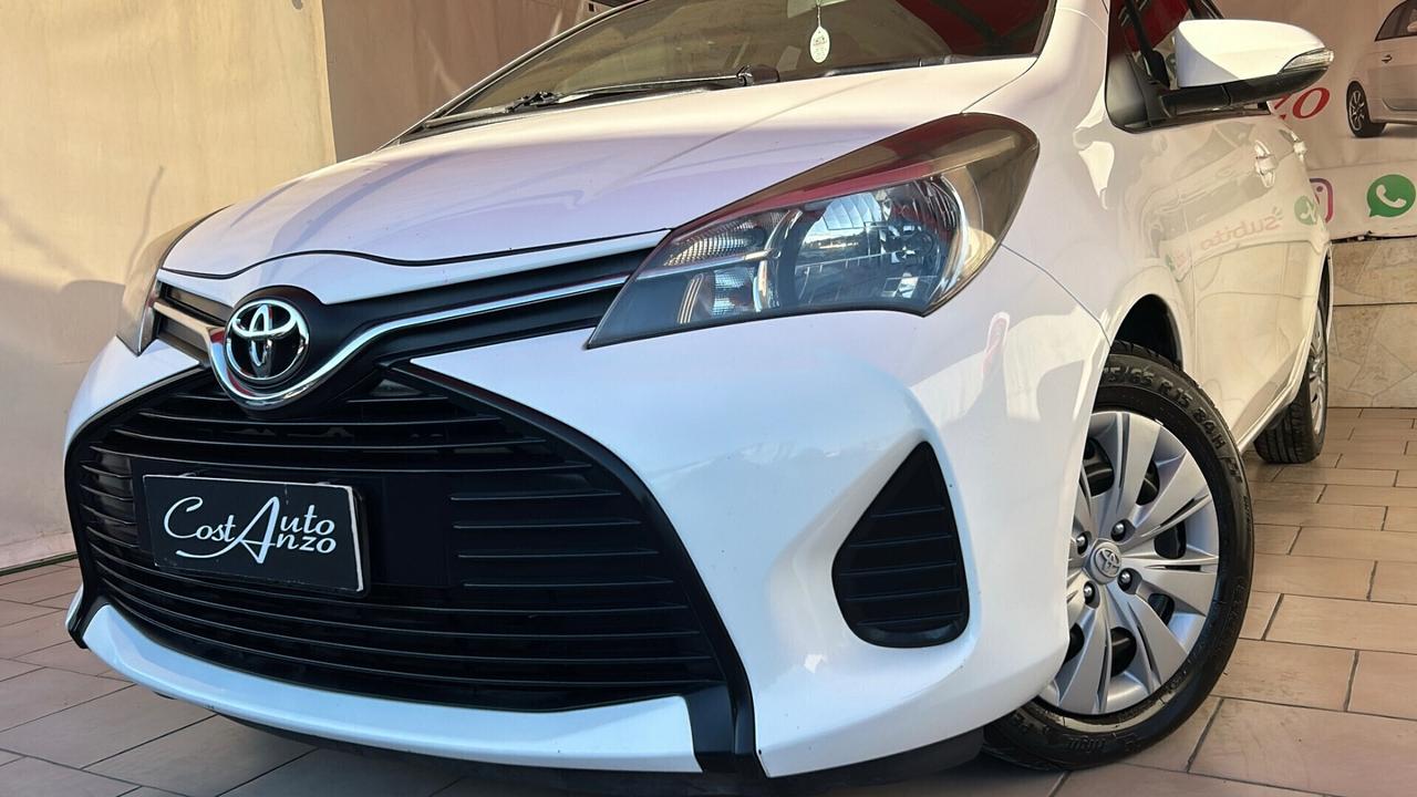 Toyota Yaris 1.4 D-4D Lounge 2015 DA VETRIN A