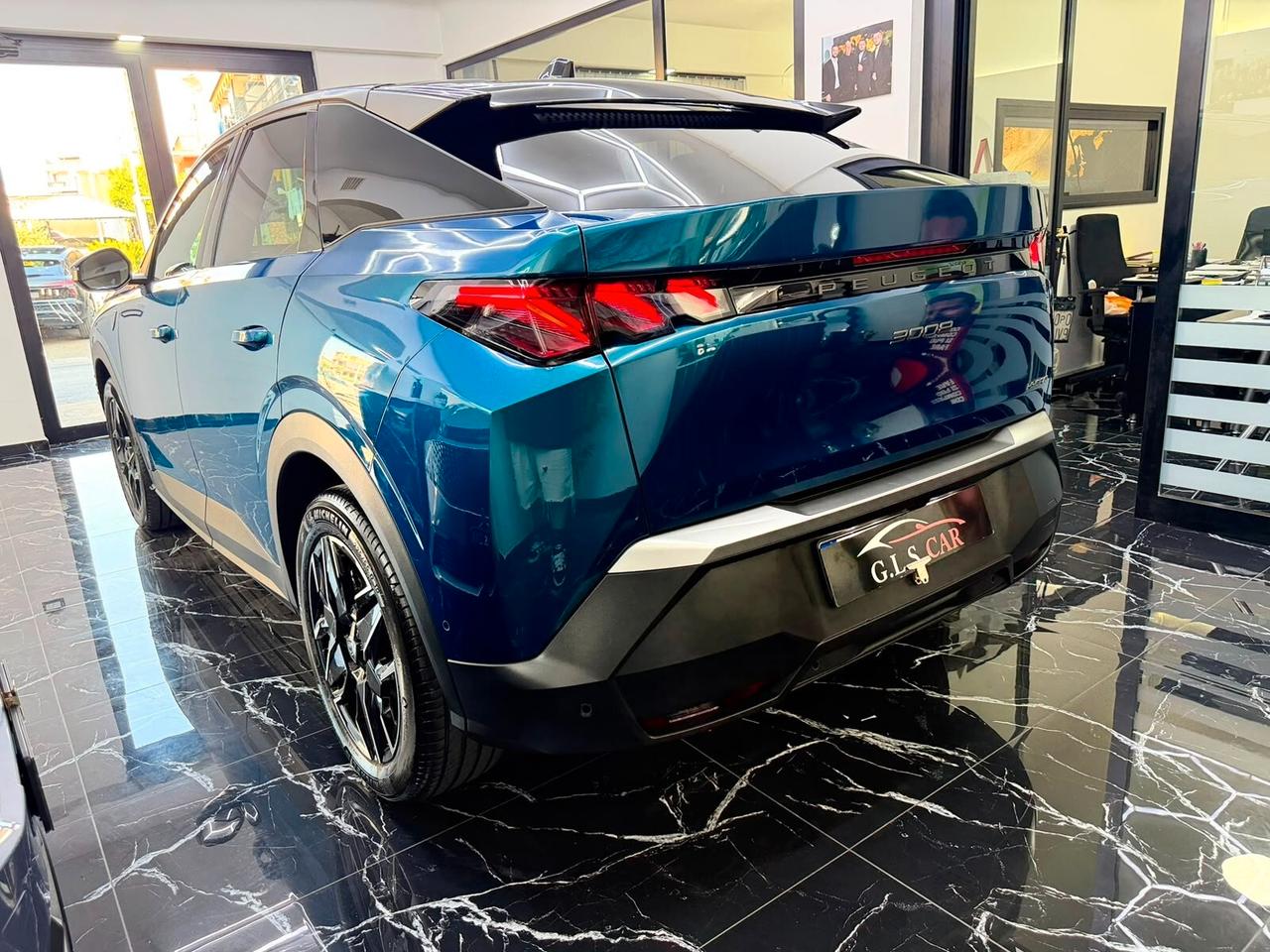 Peugeot 3008 1.2 Benzina Hybrid 136 e-DCS 6 GT