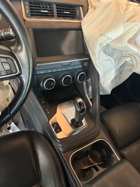 Jaguar E-Pace 2.0D 150 CV AWD aut. R-Dynamic S-INCIDENTATA!!!