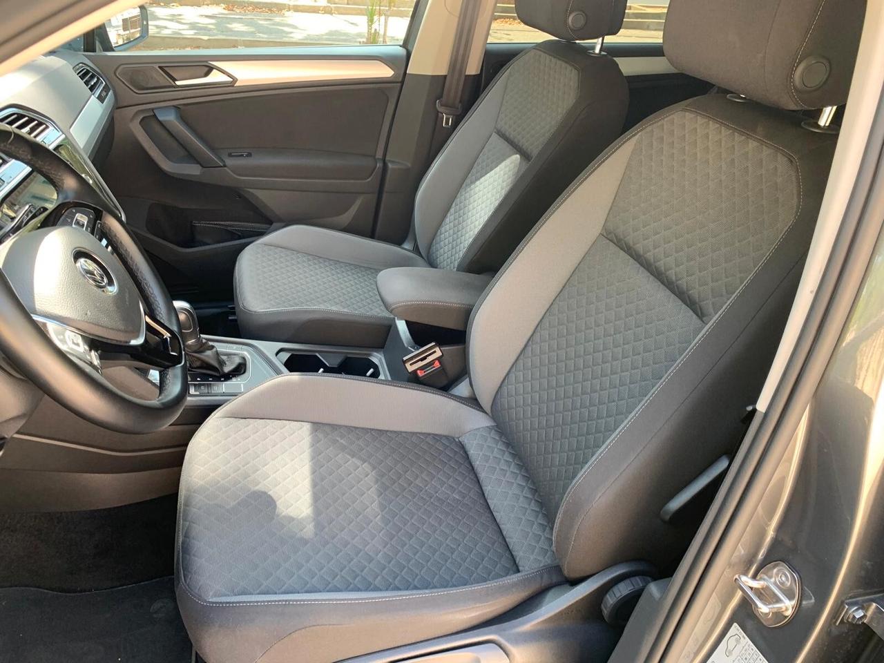 Volkswagen Tiguan 2.0 TDI SCR DSG Sport BlueMotion Technology R-LINE