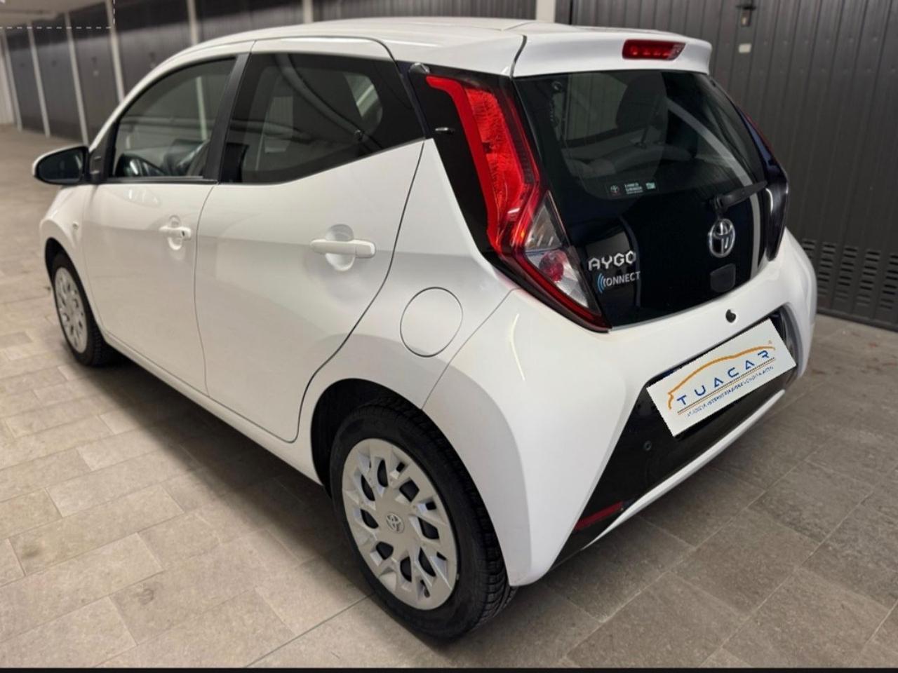 Toyota Aygo X Clusiv Connect 1.0 VVT-i #8100