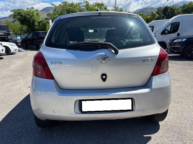 TOYOTA Yaris 1.4 D-4D 5 porte Sol