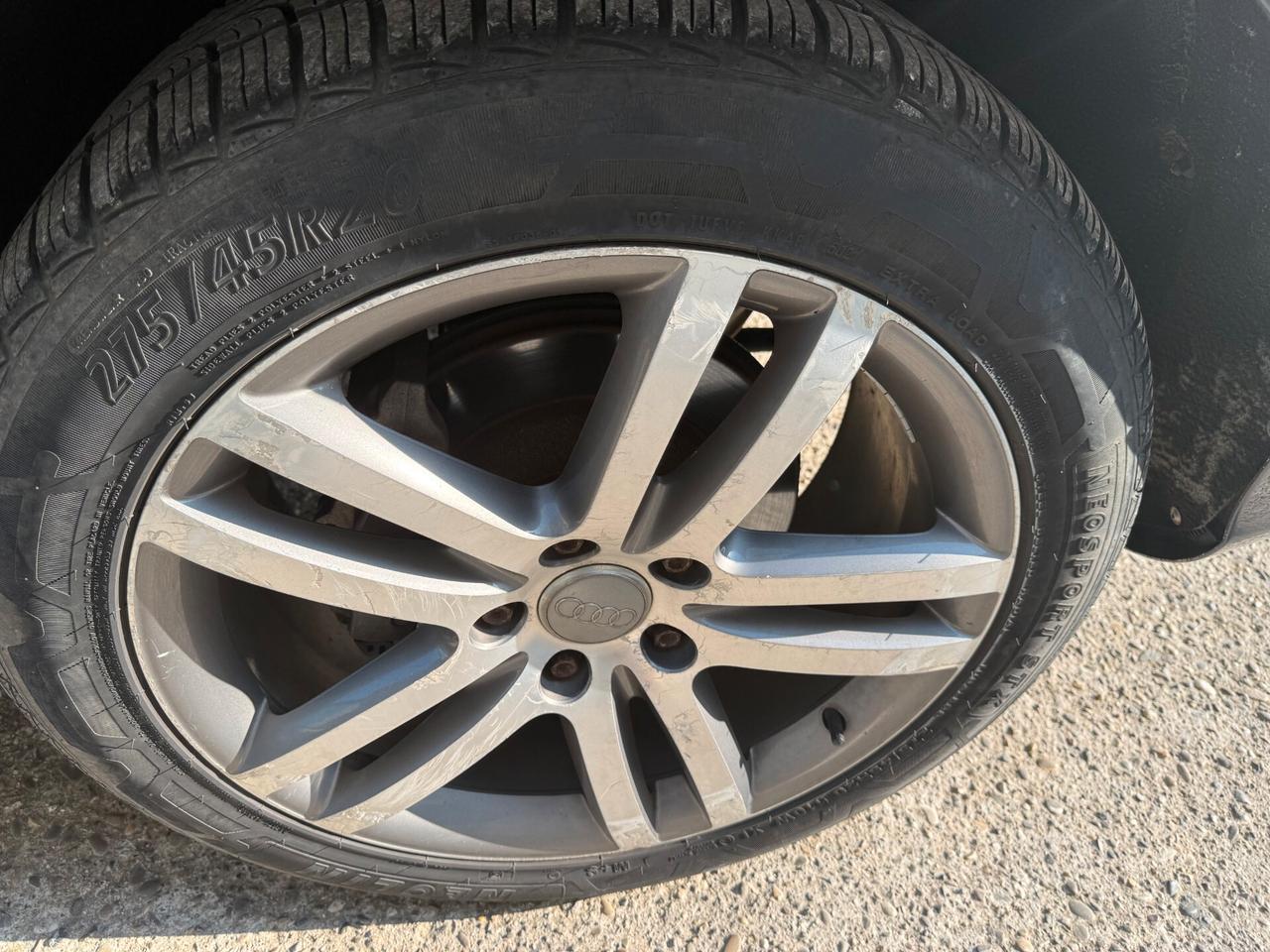 Audi Q7 3.0 V6 TDI 233CV quattro tiptronic