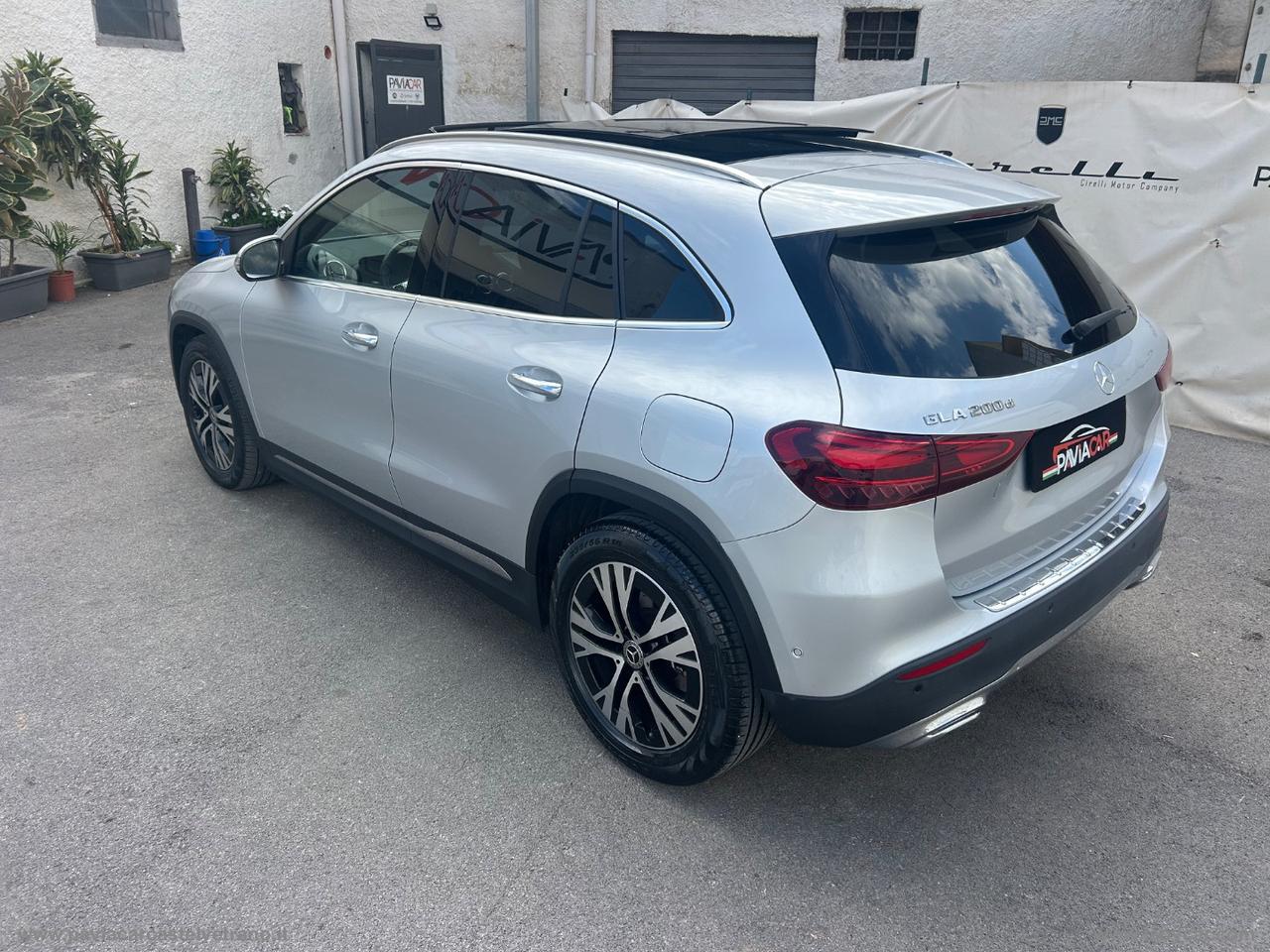 MERCEDES-BENZ GLA 200 d Automatic AMG Line Prem. Plus