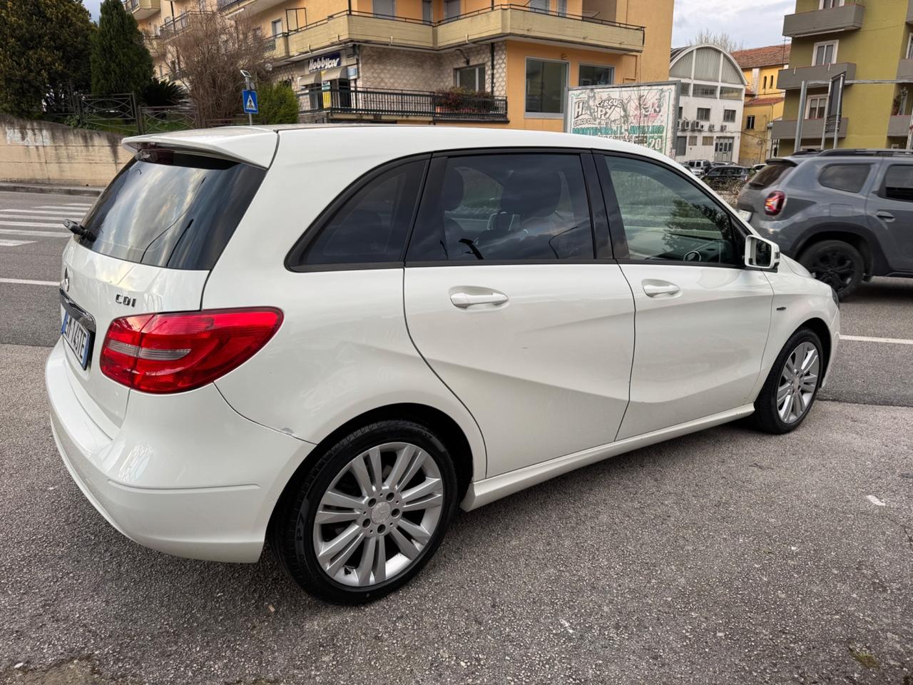 Mercedes-benz B 180 CDI BlueEFFICIENCY Executive