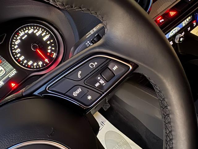 AUDI Q2 30 TDI S tronic Business Plus