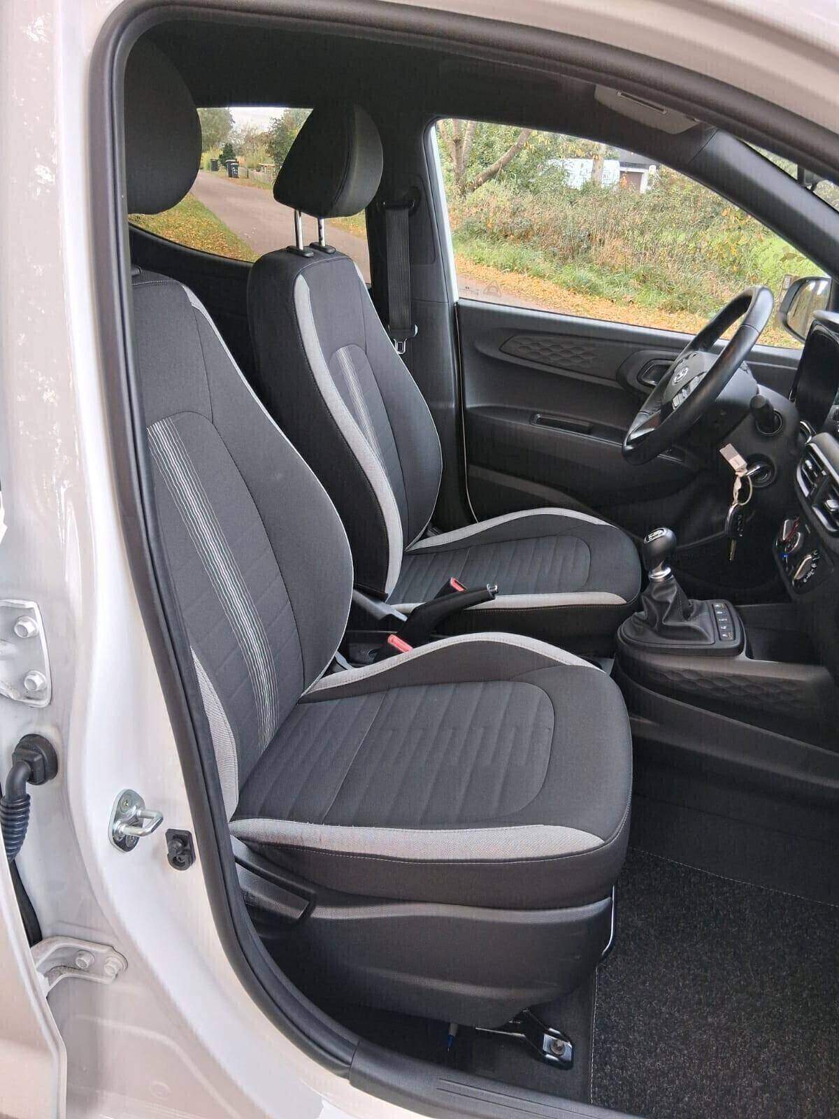 Hyundai i 10 1.0 select ,navi,pdc,telecamera