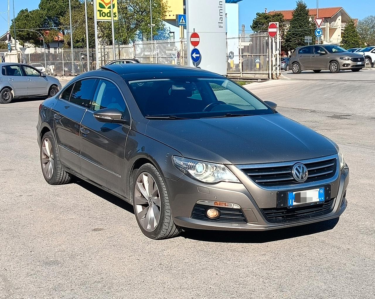 Volkswagen Passat 2.0 TDI DPF Highline