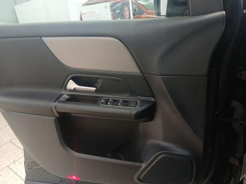 Mercedes-Benz GLA (H247) 180 d Automatic Business