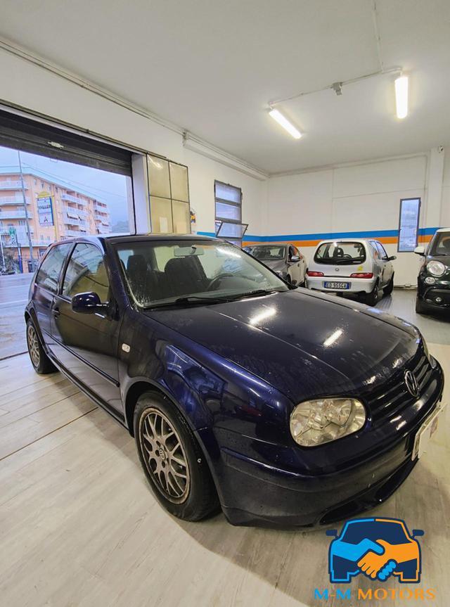 VOLKSWAGEN Golf 1.8 turbo 20V cat 3p. GTI