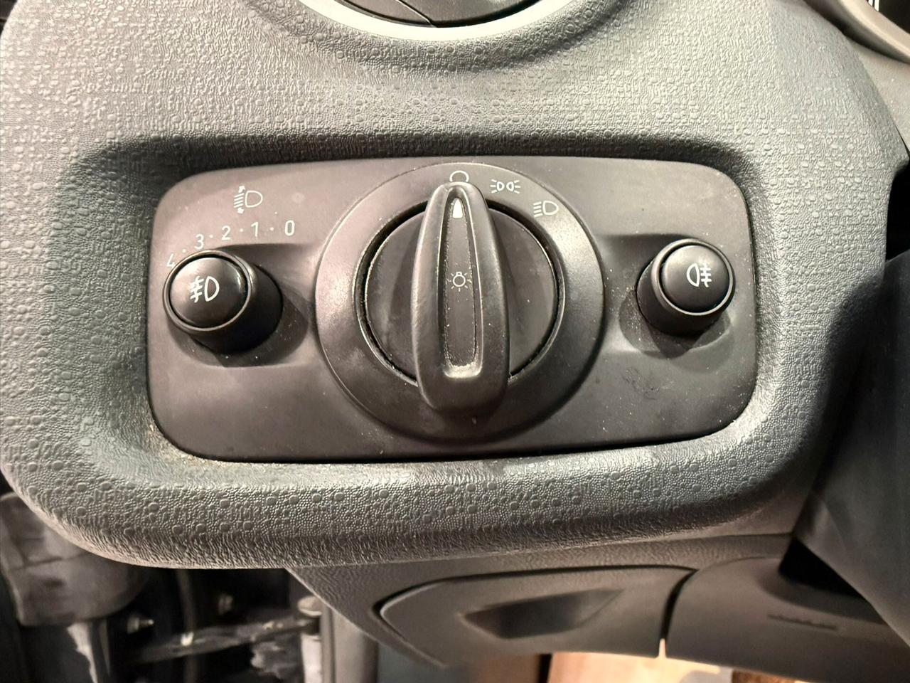 Ford Fiesta 1.2 82 CV 5 porte Titanium