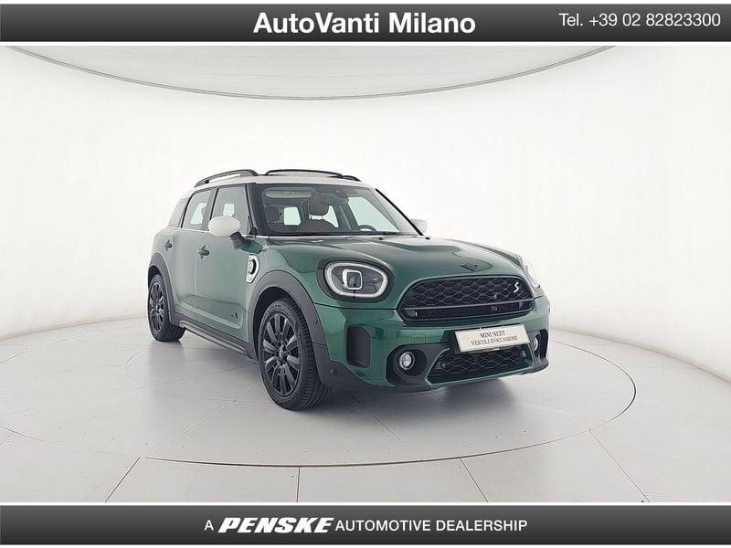 MINI Countryman Plug-In Hybrid Cooper S E Classic 4WD automatica