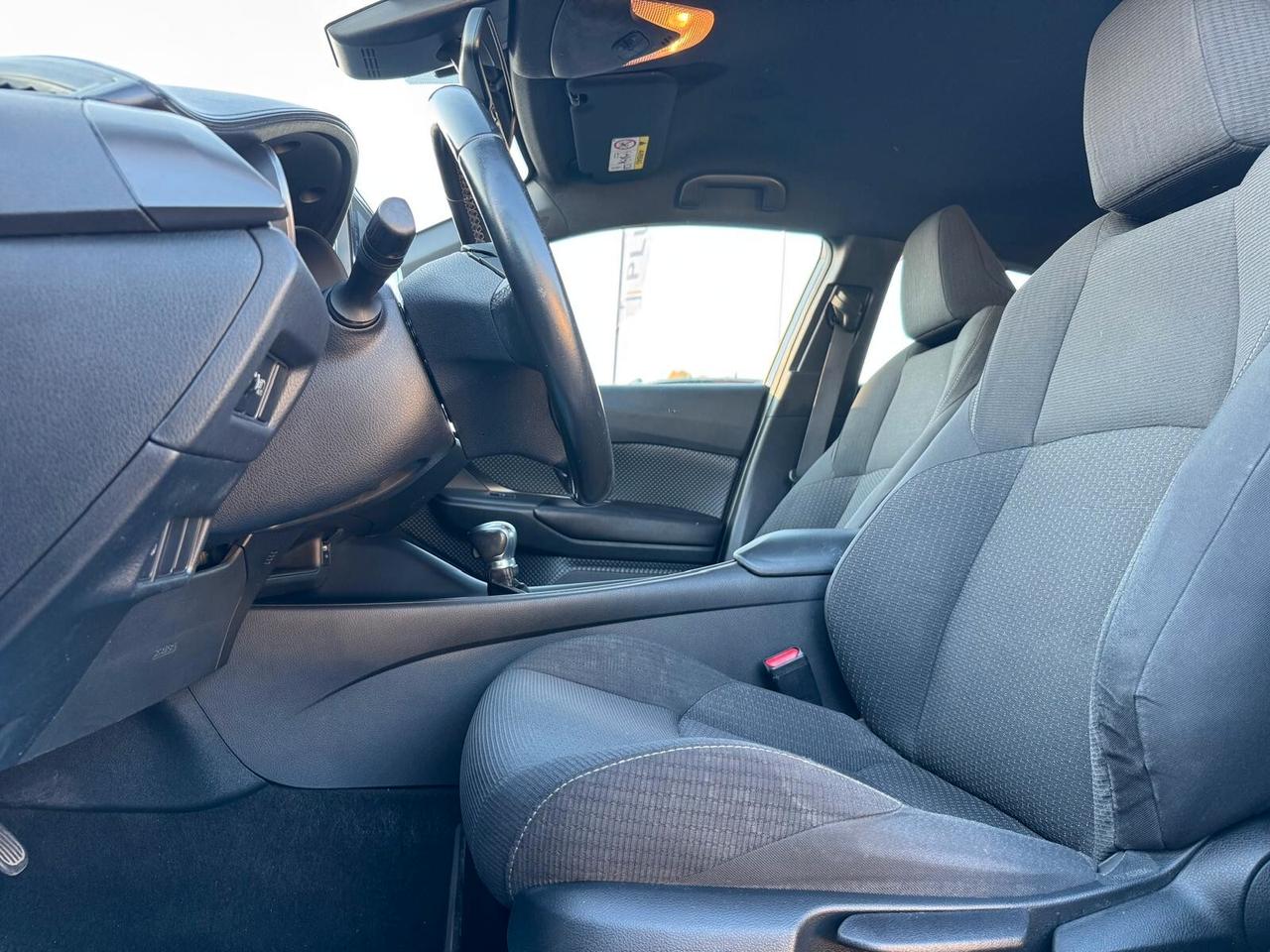 TOYOTA - C-HR - 1.8 Hybrid E-CVT Active - NEOPATENTATI - FINANZIABILE - PERMUTE