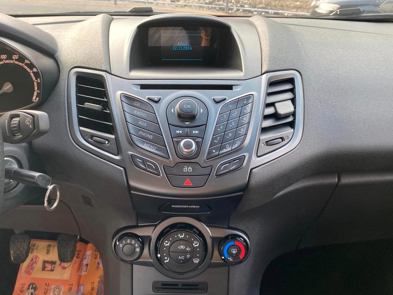 Ford Fiesta 1.5 TDCi 75CV Titanium - 2015