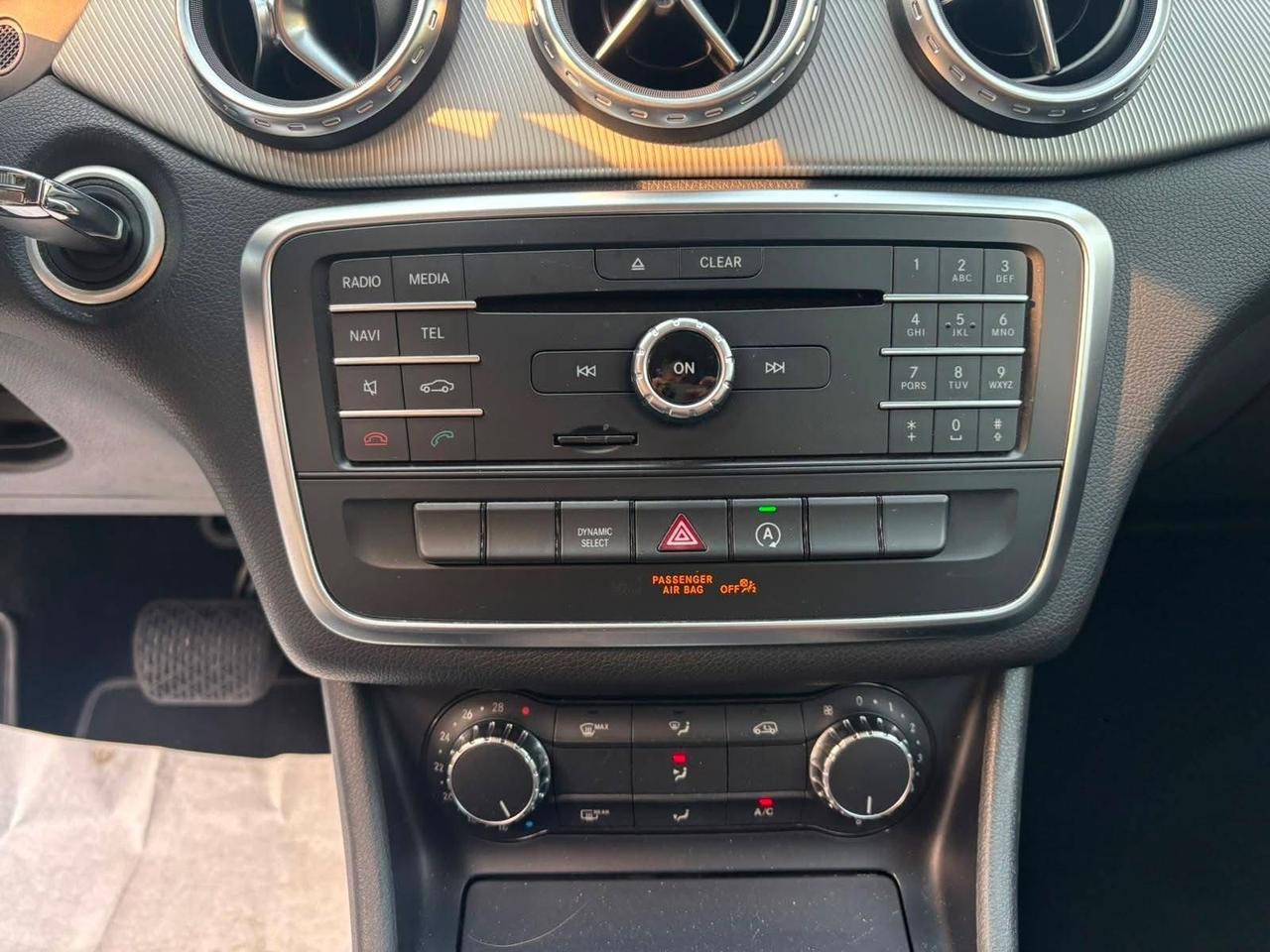 Mercedes-benz GLA 200 d Sport