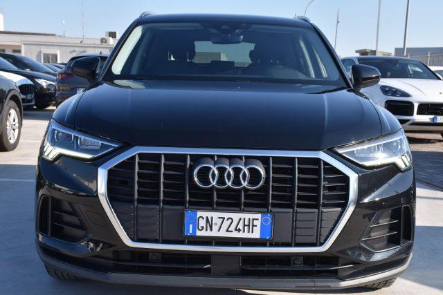AUDI Q3 35 TDI S tronic Business *Telecamera, Navi, LED*