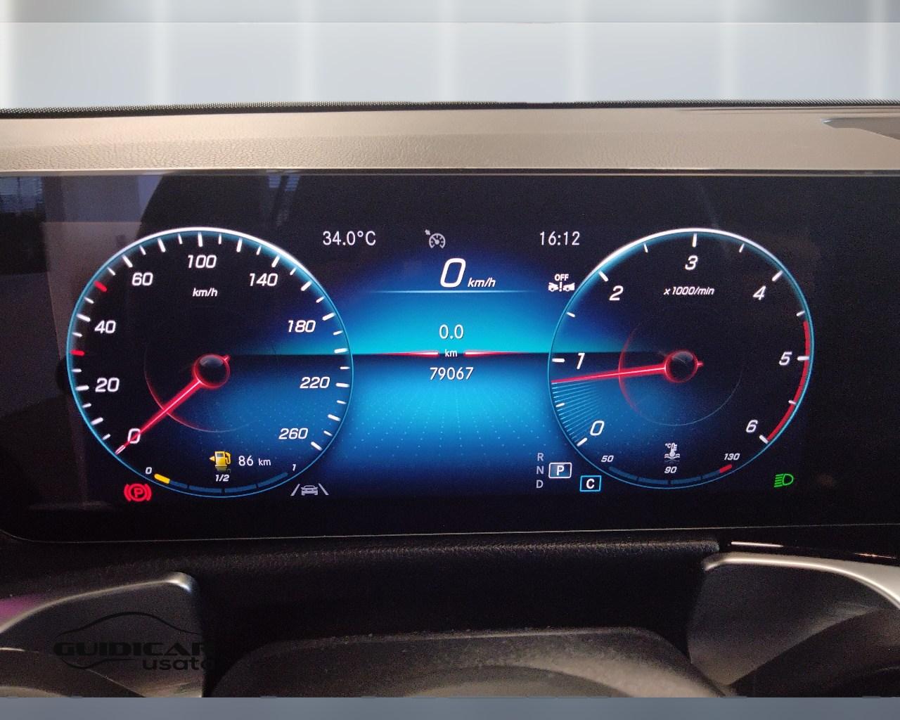 Mercedes-Benz GLB - X247 2019 - GLB 200 d Premium auto