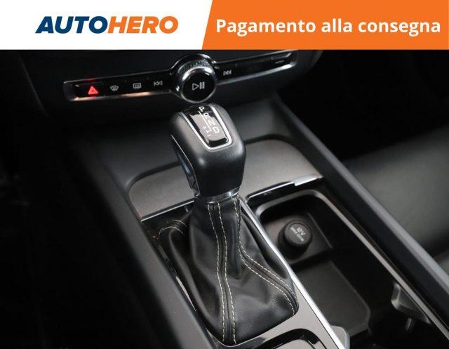 VOLVO V60 D3 AWD Geartronic R-design