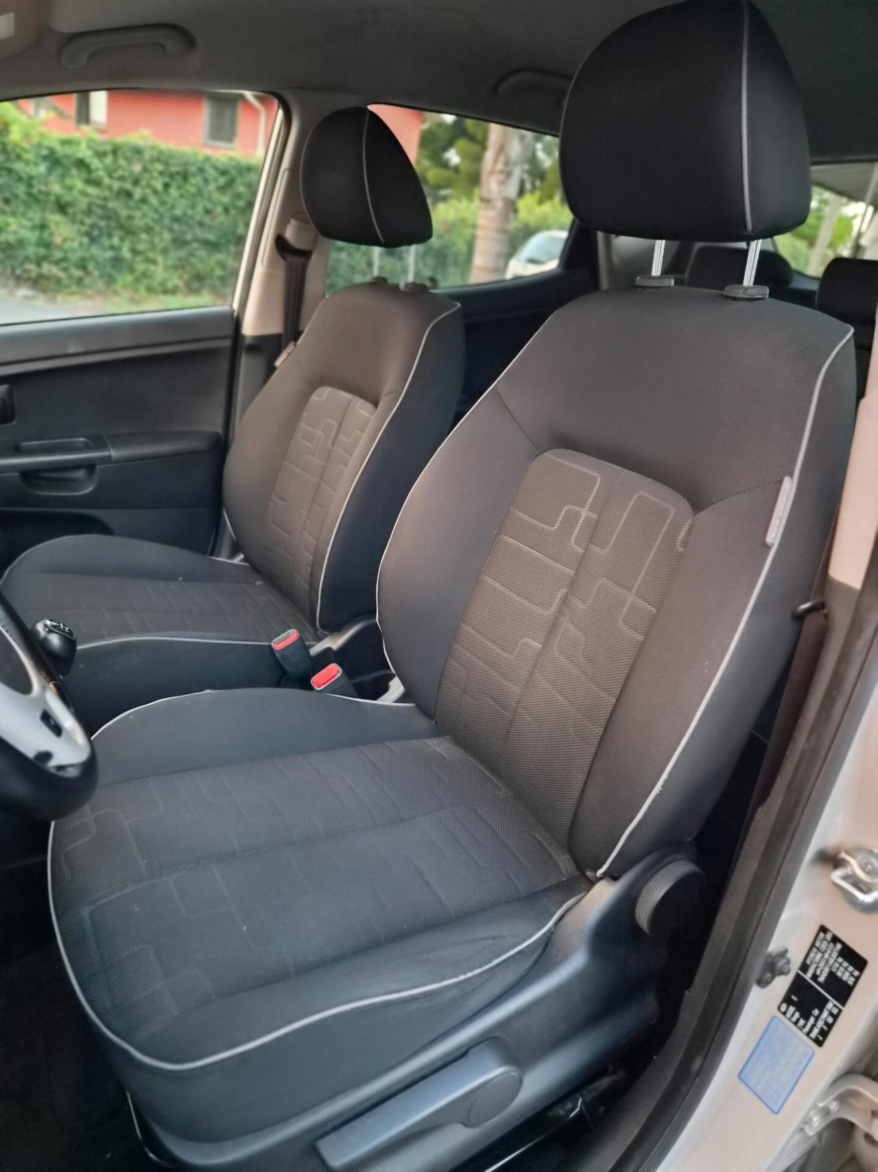 Kia Venga 1.4 CVVT Fullsky