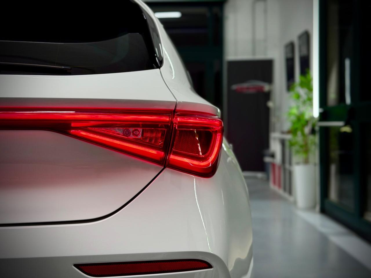 Cupra Leon 1.5 Hybrid 150 CV DSG
