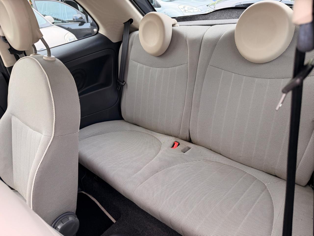 Fiat 500 1.2 Lounge 05/2011 145.000 KM