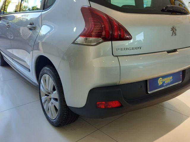 PEUGEOT 3008 1.6 HDi 115CV Allure