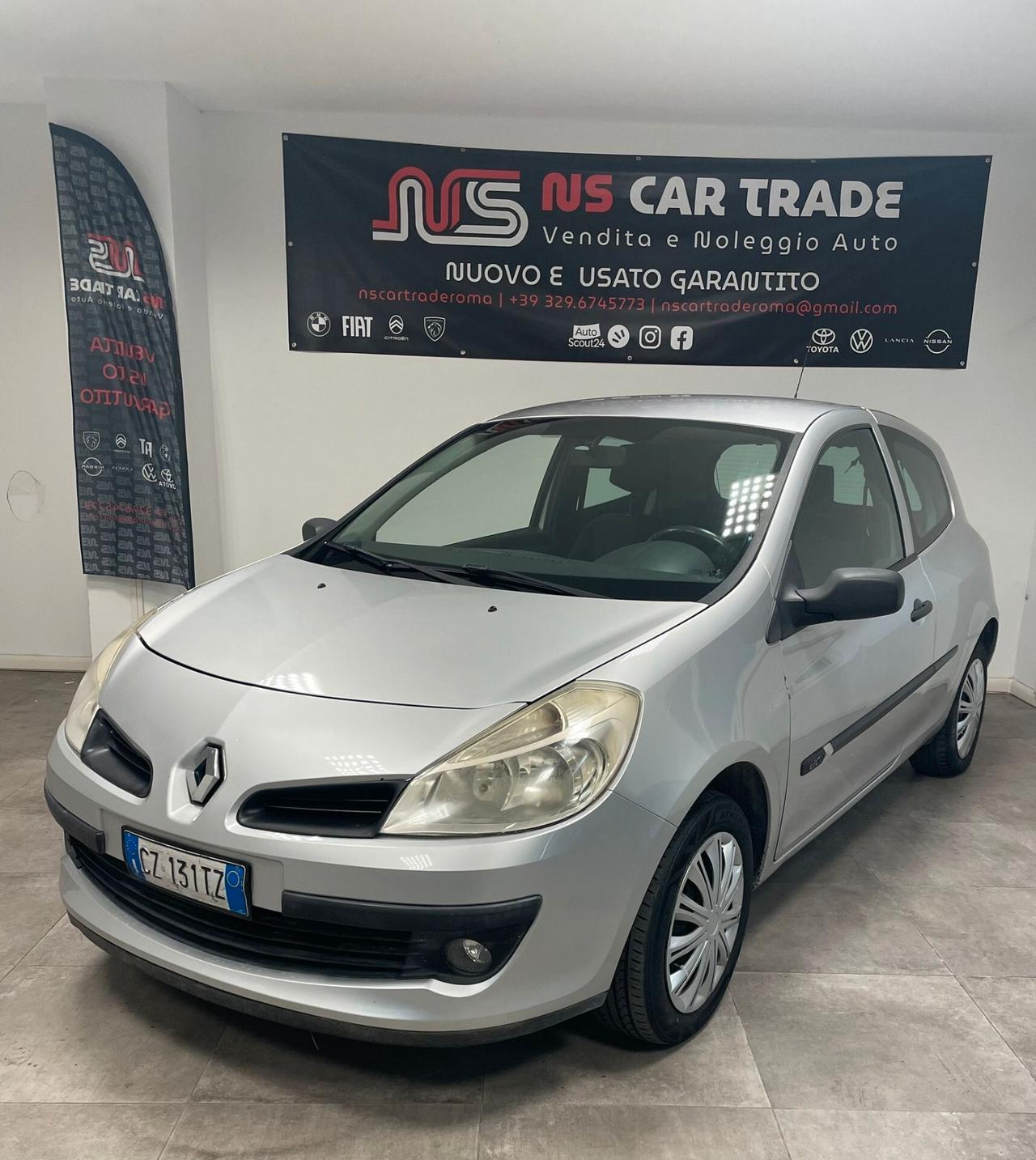 RENAULT CLIO OK NEOPATENTATI