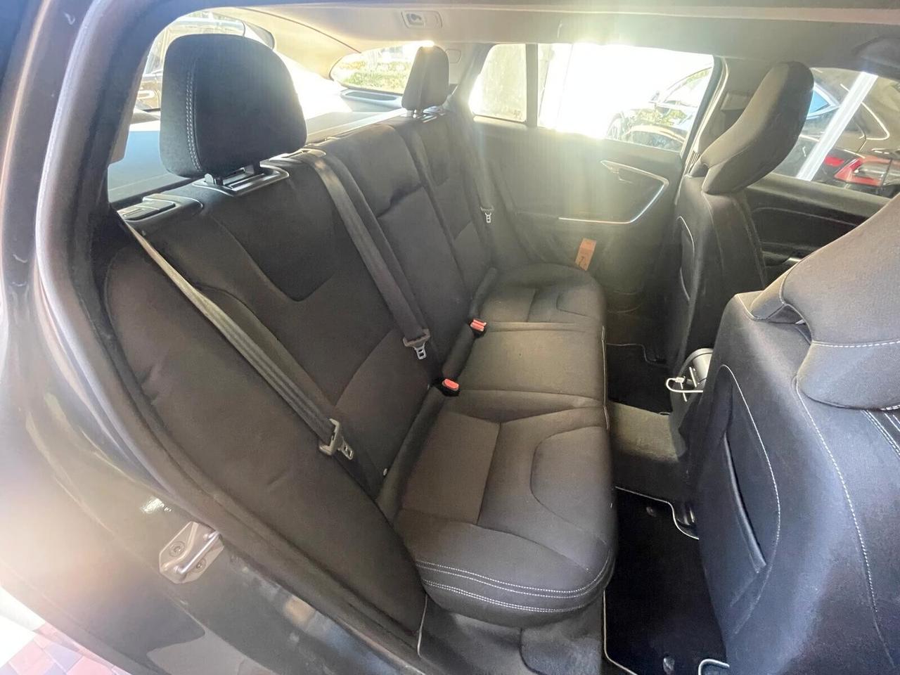 Volvo V60 D2 Summum