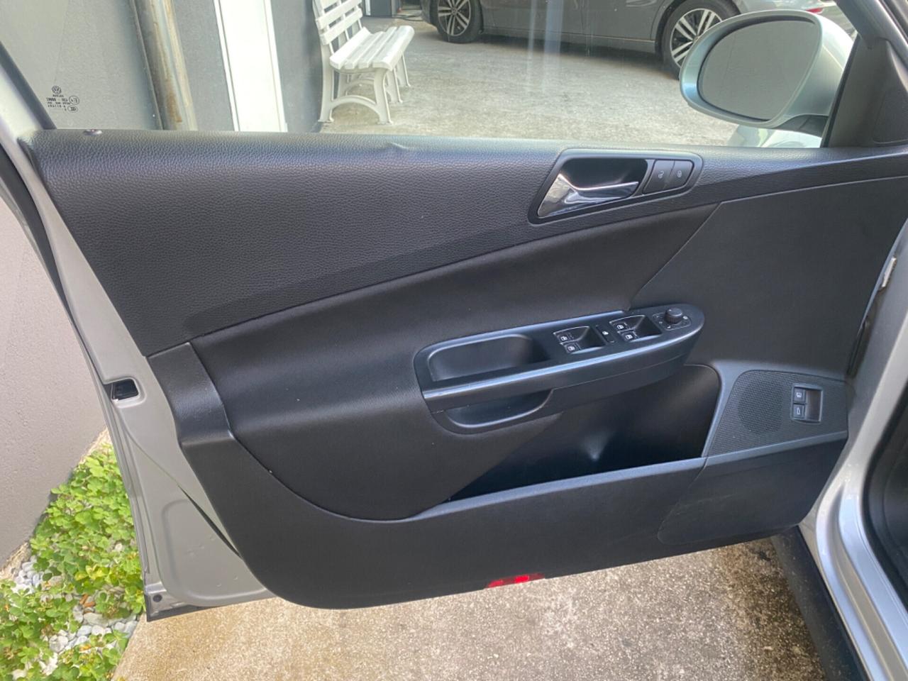 Volkswagen Passat 2.0 TDI Berlina " LEGGI