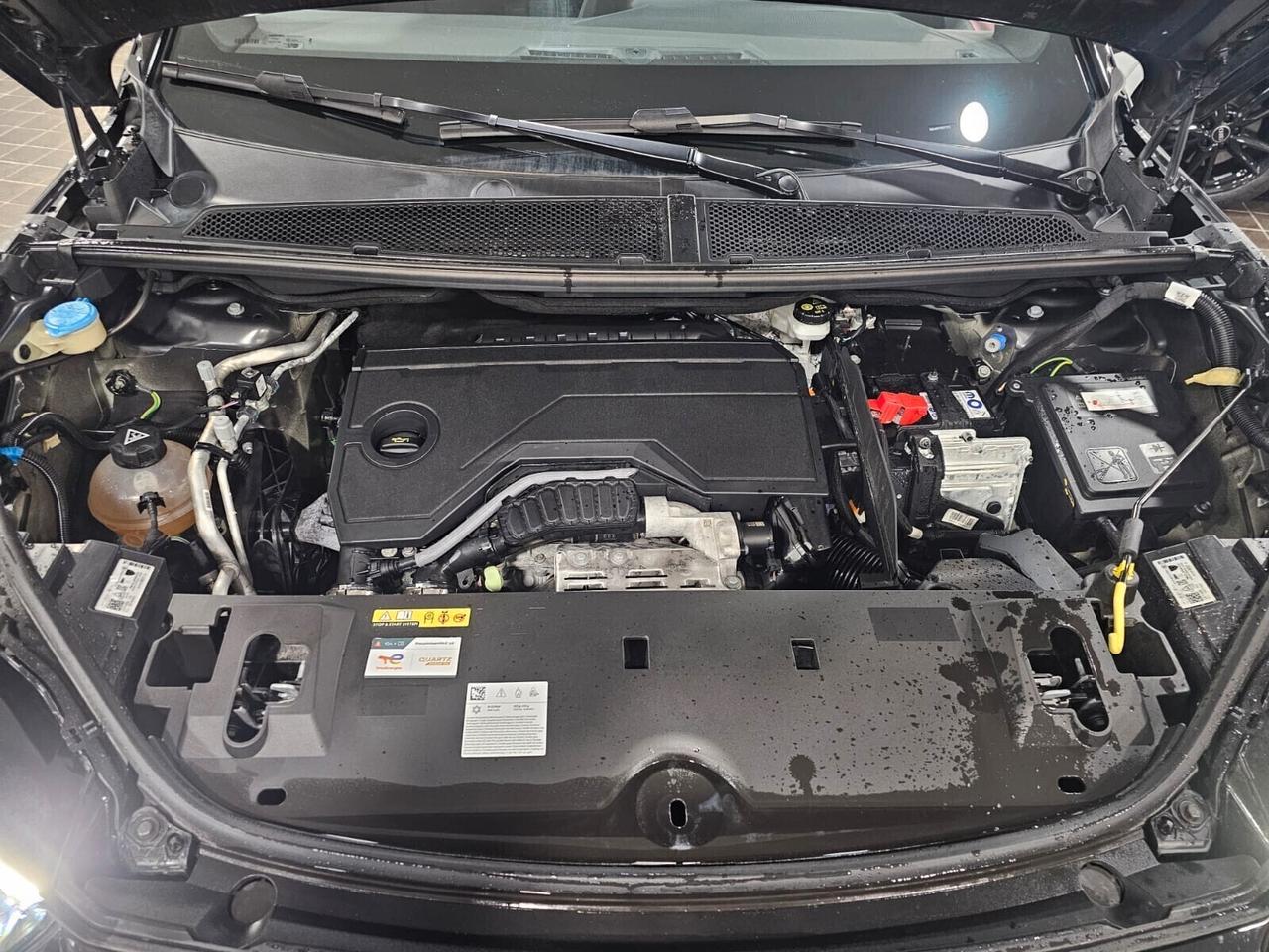 Nuova PEUGEOT 3008 GT - Hybrid 145CV E-DCS6 Grigio Titanio