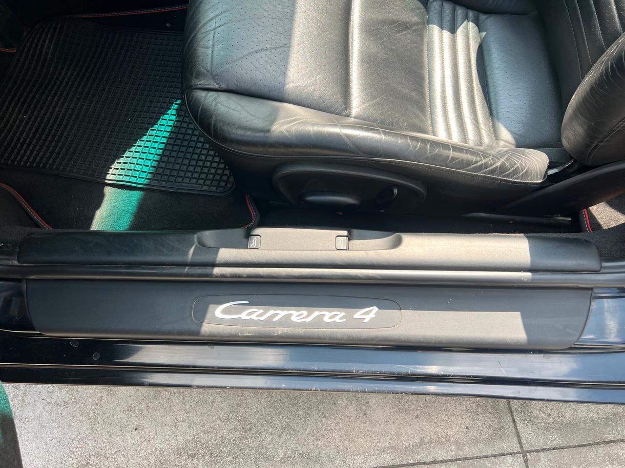Porsche 996 CARRERA 4 MANUALE
